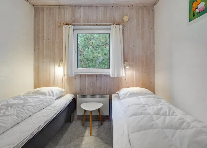 Holiday home Elika - 900m To The Fjord By Interhome *