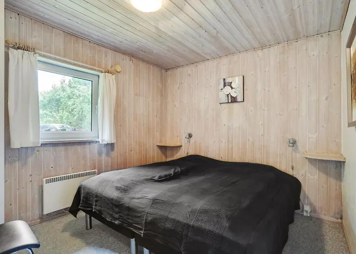 Holiday home Elika - 900m To The Fjord By Interhome